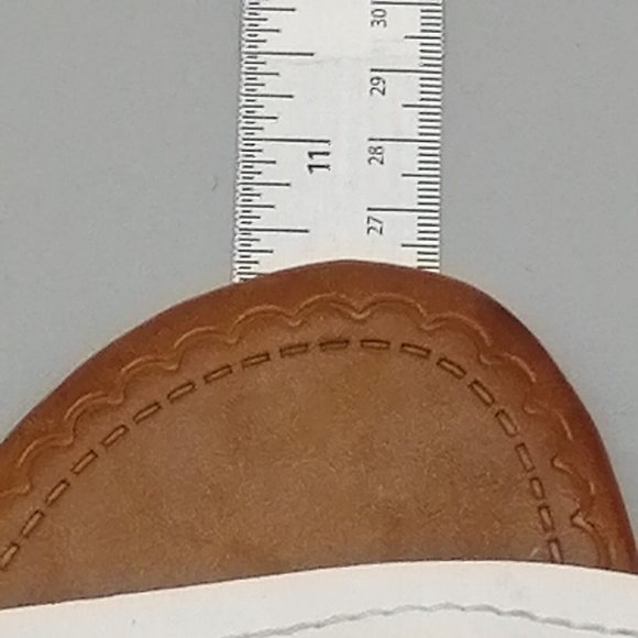 Lane Bryant Womens Slingback Sandal‎ White Faux Leather Beaded Buckle 9W - Picture 5 of 9